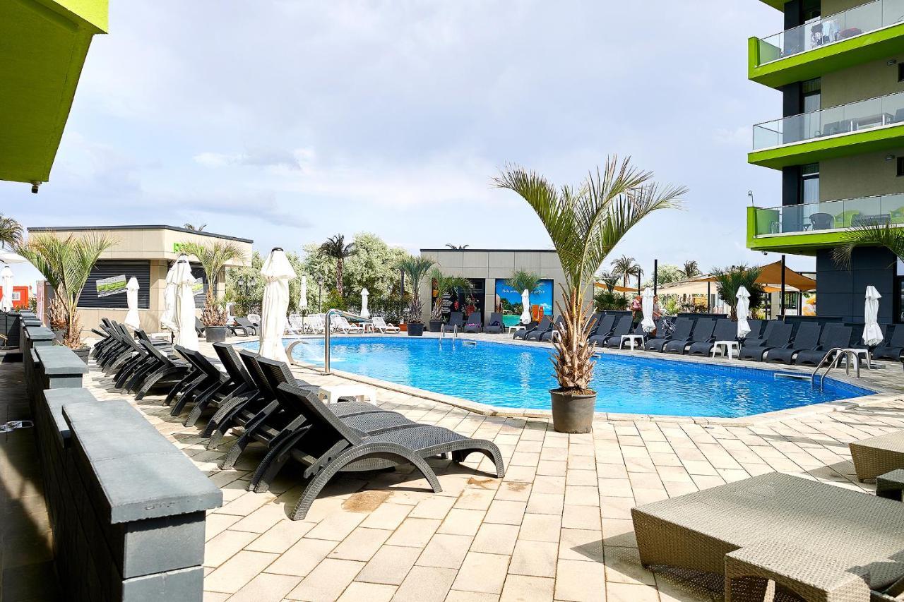 Apartament Blue Bamboo Pools And Parking *